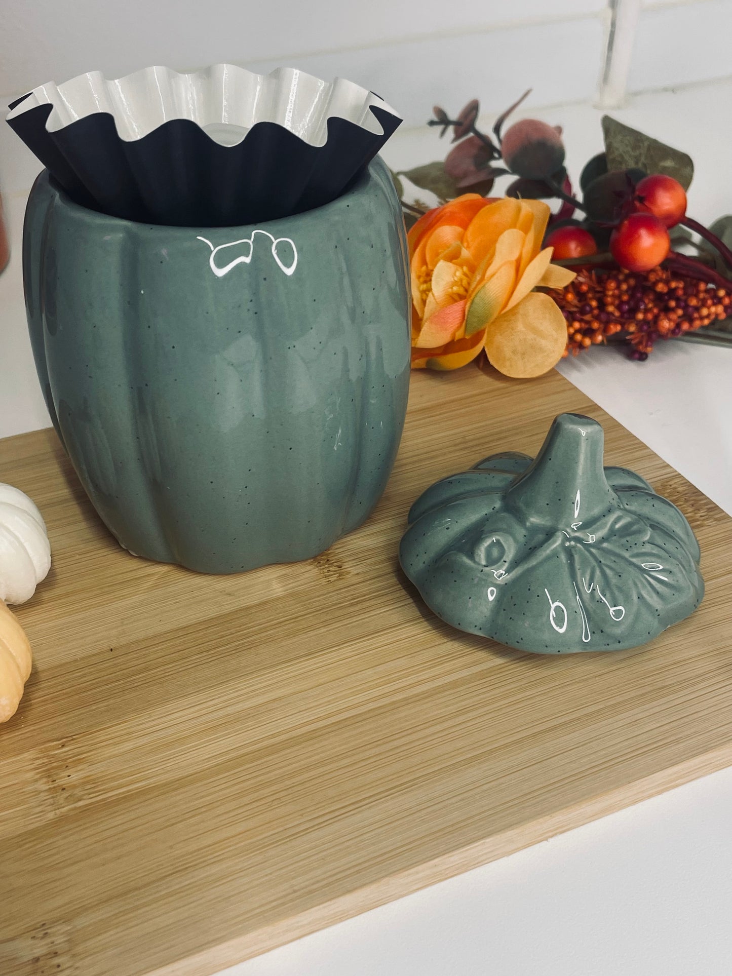 Pumpkin Waxmelt Warmer (Green)