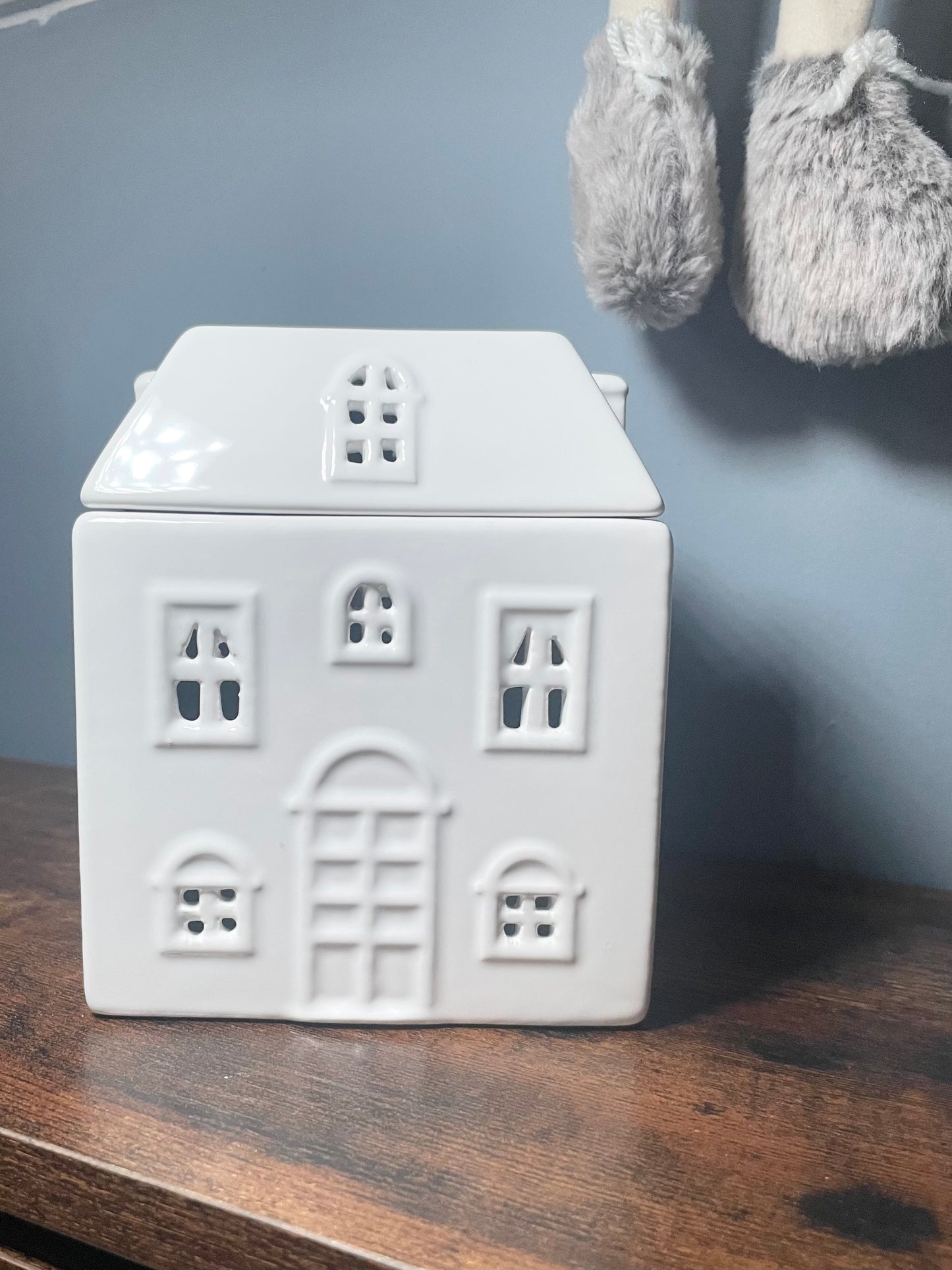 Large Ceramic House Wax Burner